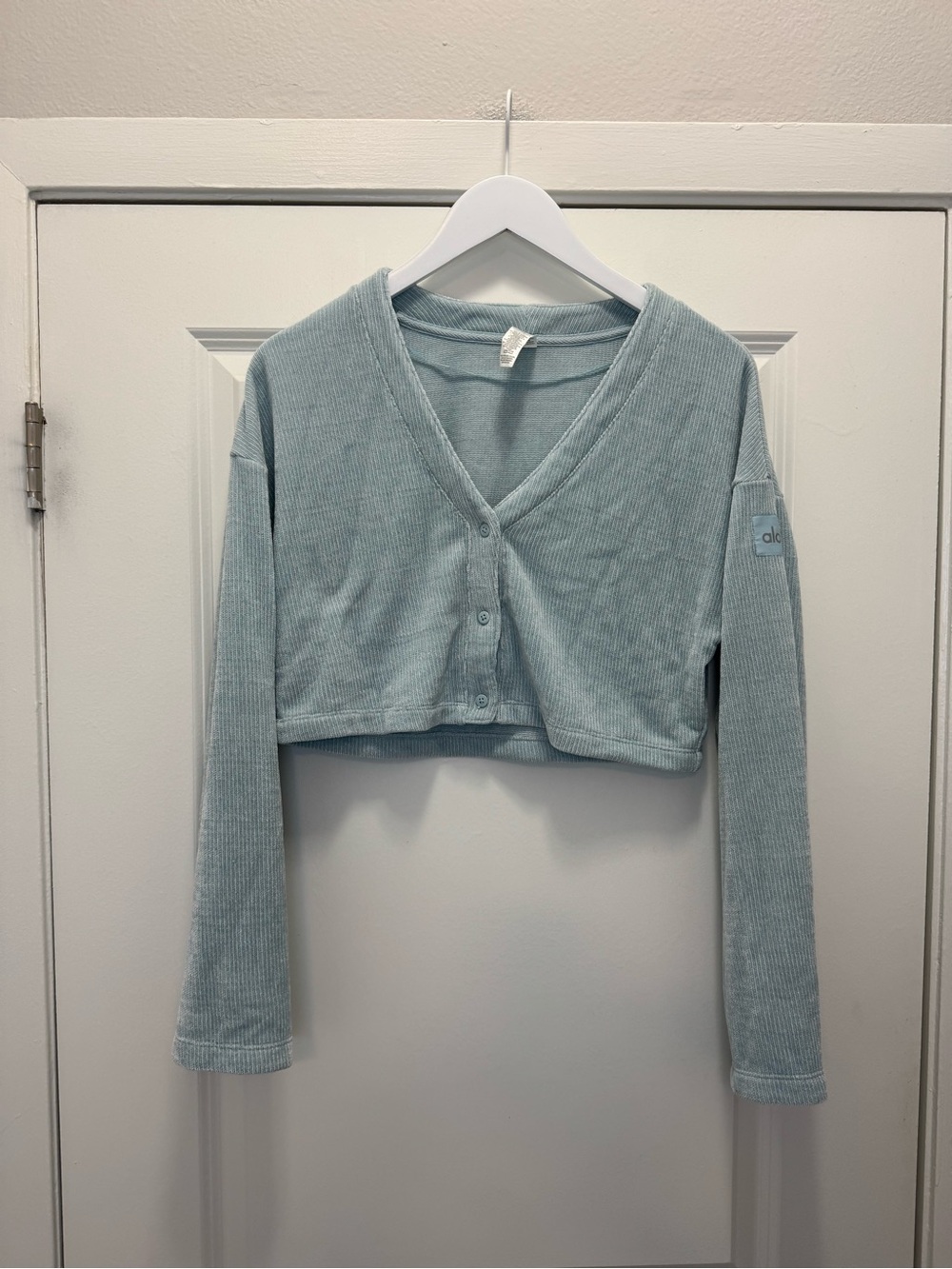 Alo Yoga Chenille Chalet Cardigan Chalk Blue